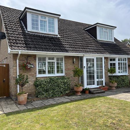 No 64 Bed And Breakfast Lymington Buitenkant foto