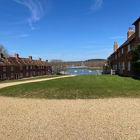 No 64 Bed And Breakfast Lymington Buitenkant foto