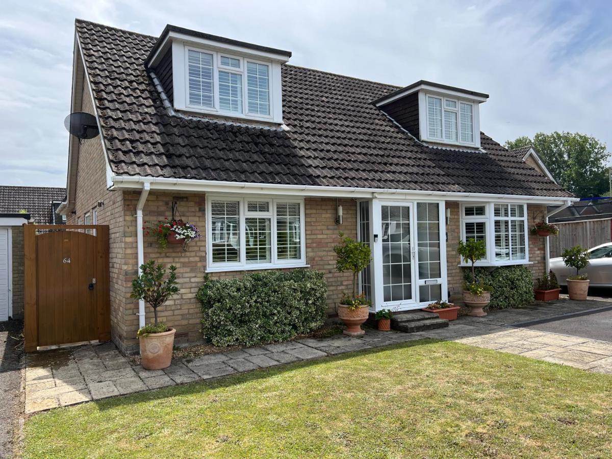 No 64 Bed And Breakfast Lymington Buitenkant foto