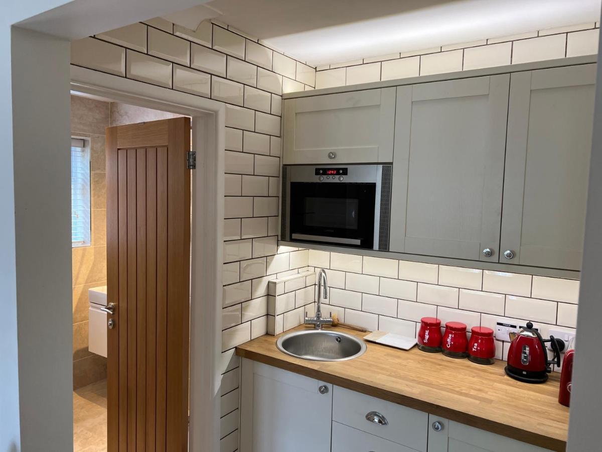 No 64 Bed And Breakfast Lymington Buitenkant foto