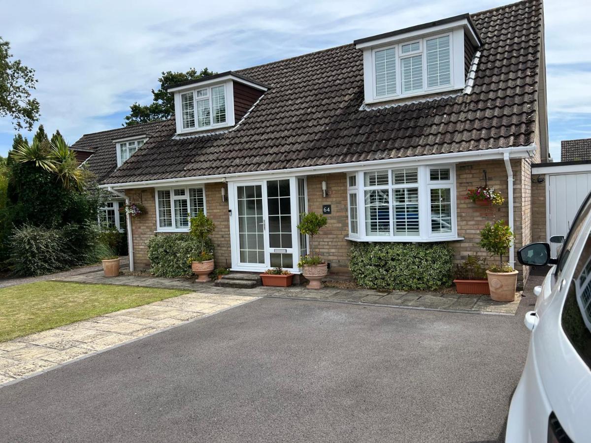No 64 Bed And Breakfast Lymington Buitenkant foto