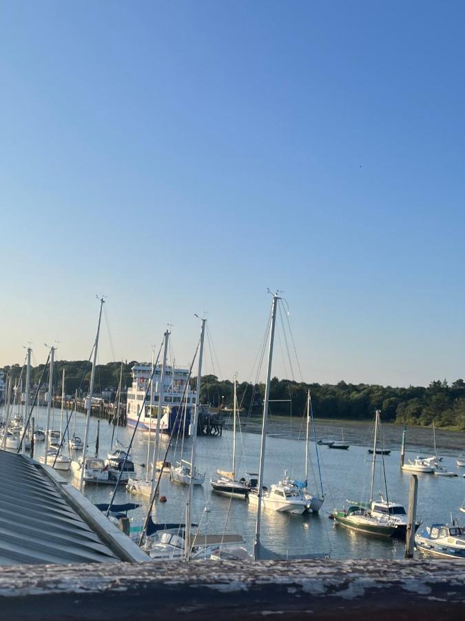 No 64 Bed And Breakfast Lymington Buitenkant foto